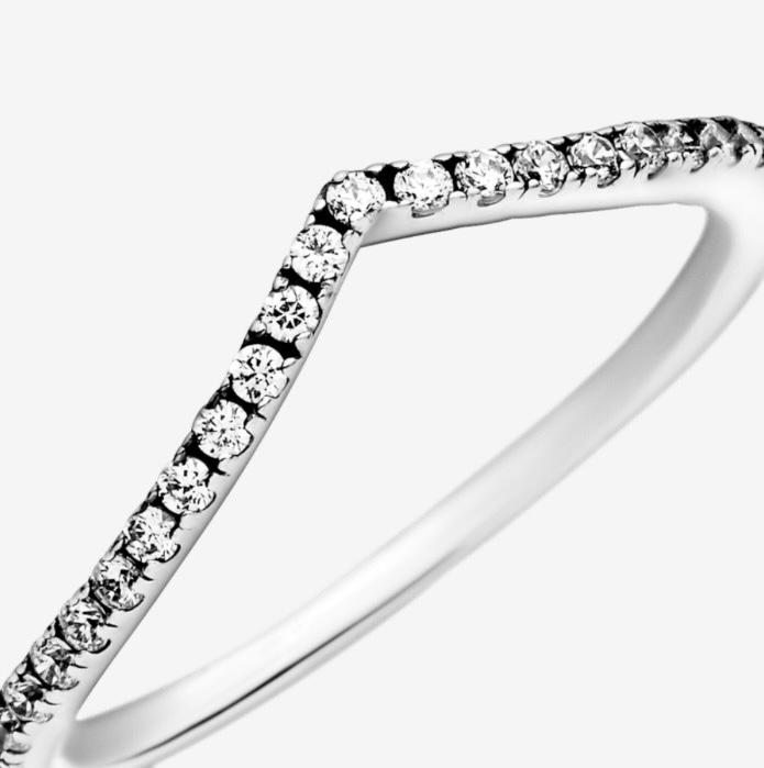 Anillo con circonitas